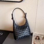Original design women's bag, fashionable new style shoulder crossbody handheld ladies bag, factory direct supply china handbags factory woman bags factory chinese handbags manufacturer woman bags manufacturer OEM ODM