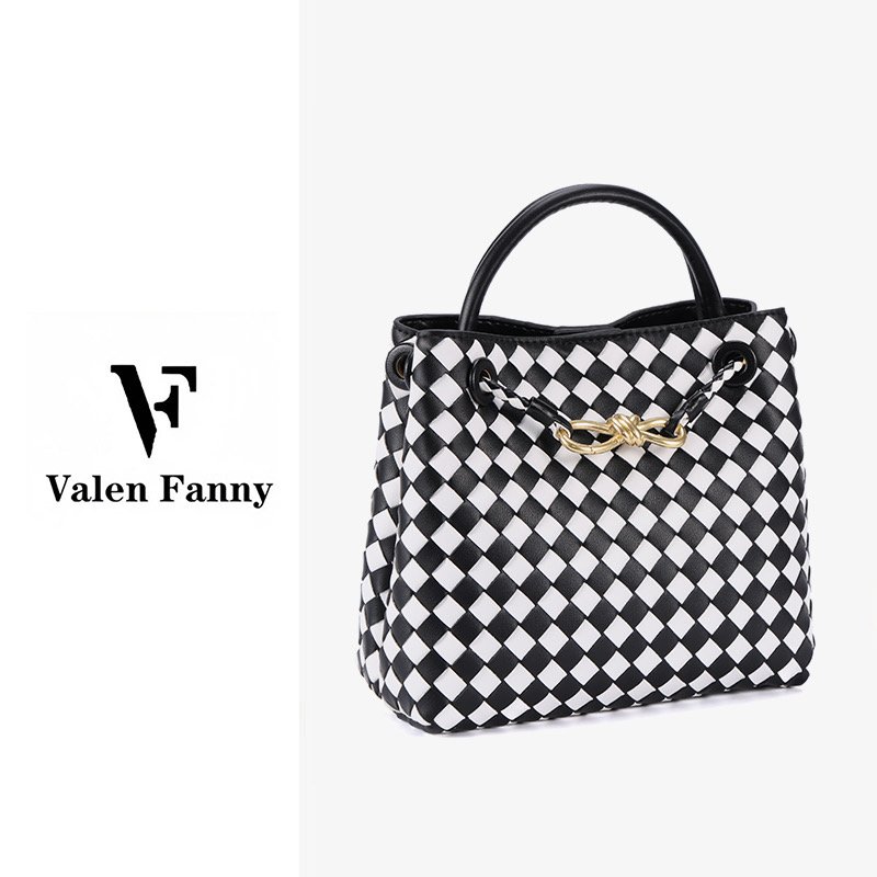 微信图片_20260310213207_1516_2 Original design women's bag, fashionable new style shoulder crossbody handheld ladies bag, factory direct supply china handbags factory woman bags factory chinese handbags manufacturer woman bags manufacturer OEM ODM - Image 1